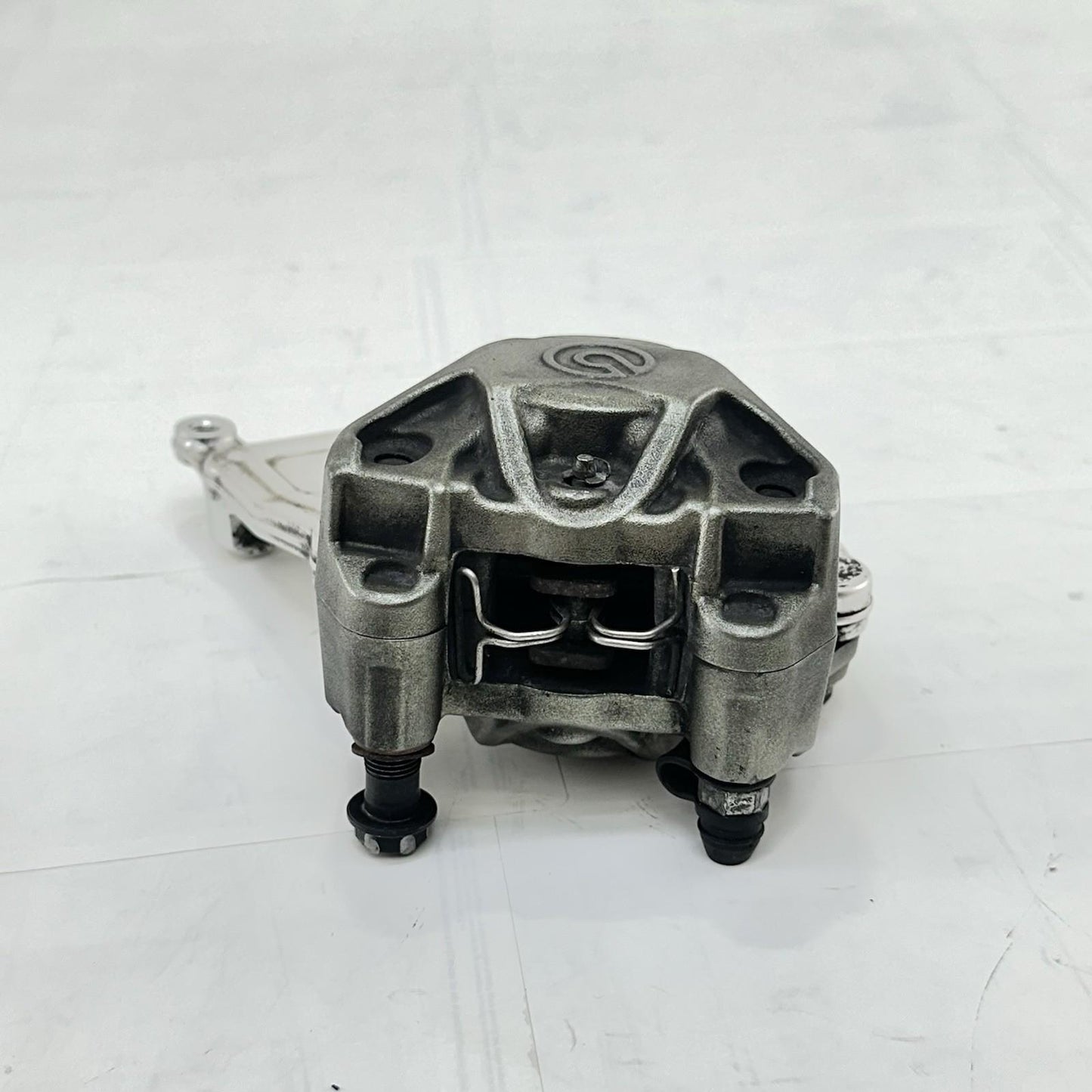 2016 - 2019 DUCATI 959 PANIGALE REAR BRAKE CALIPER BACK BRACKET MOUNT BREMBO