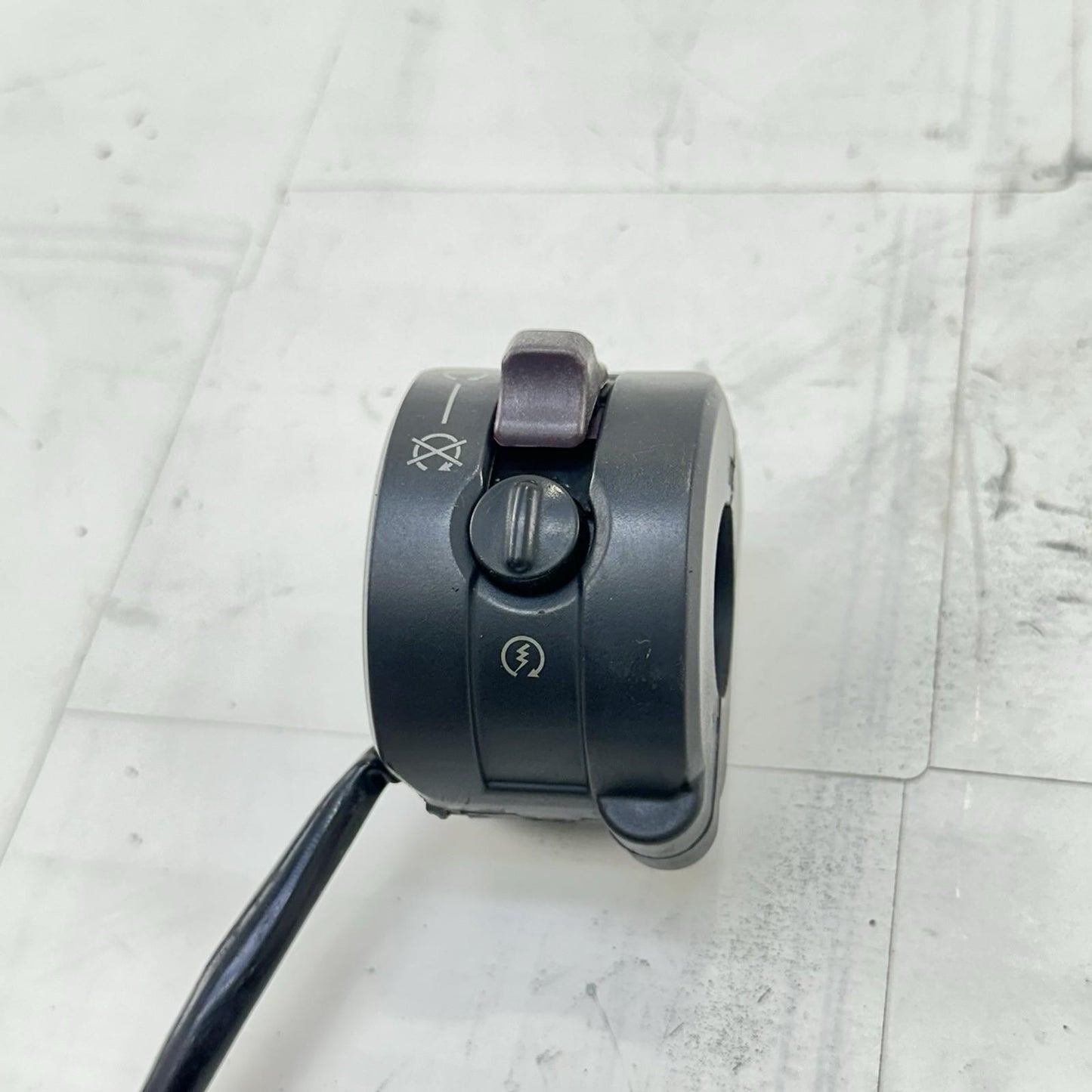 2016 - 2019 DUCATI 959 PANIGALE RIGHT SWITCH START STOP KILL ON OFF CONTROL