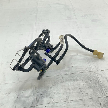 2016 - 2019 DUCATI 959 PANIGALE FUEL INJECTORS THROTTLE BODY GAS SENDING LINES