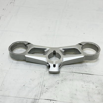 2016 - 2019 DUCATI 959 PANIGALE UPPER TRIPLE TREE FORK CLAMP SILVER STOCK