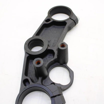 2017 - 2025 SUZUKI GSXR 1000 R TRIPLE TREE CLAMP UPPER FORK BLACK STOCK OEM