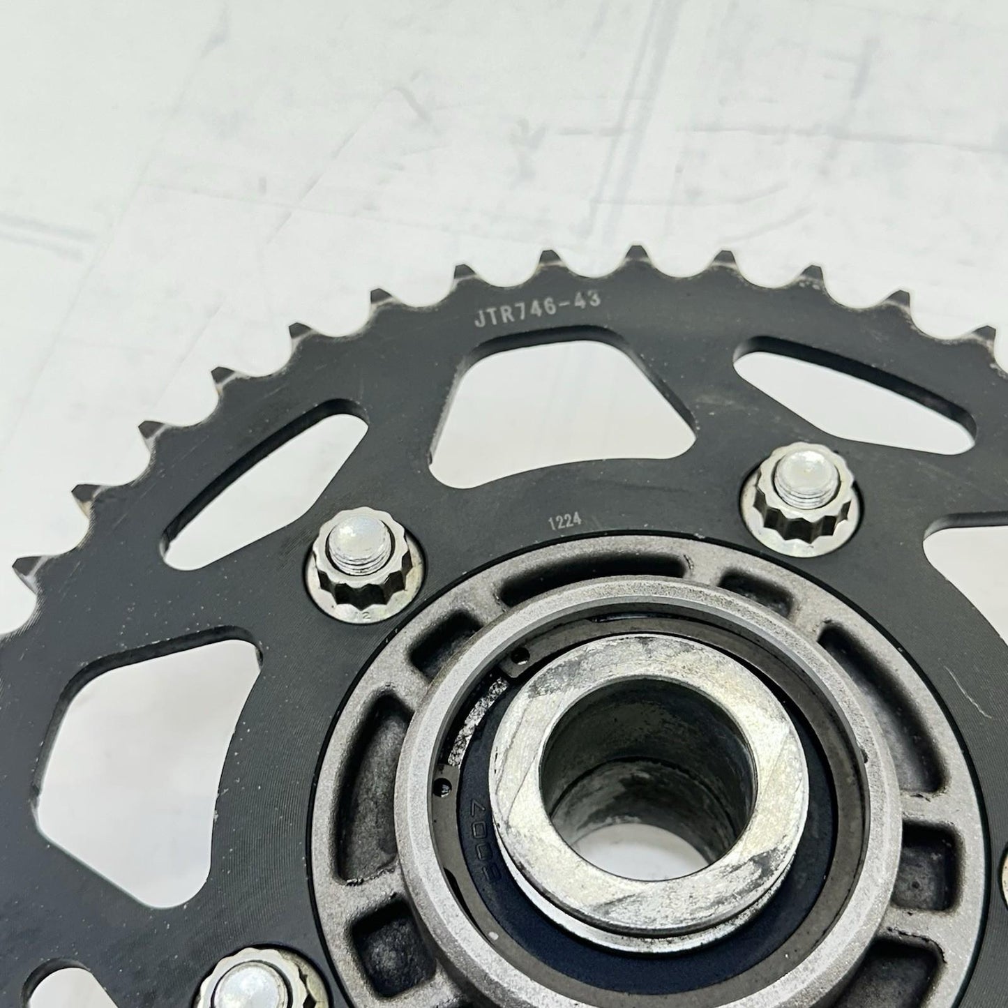 2016 - 2019 DUCATI 959 PANIGALE REAR SPROCKET BACK WHEEL RIM HUB JT
