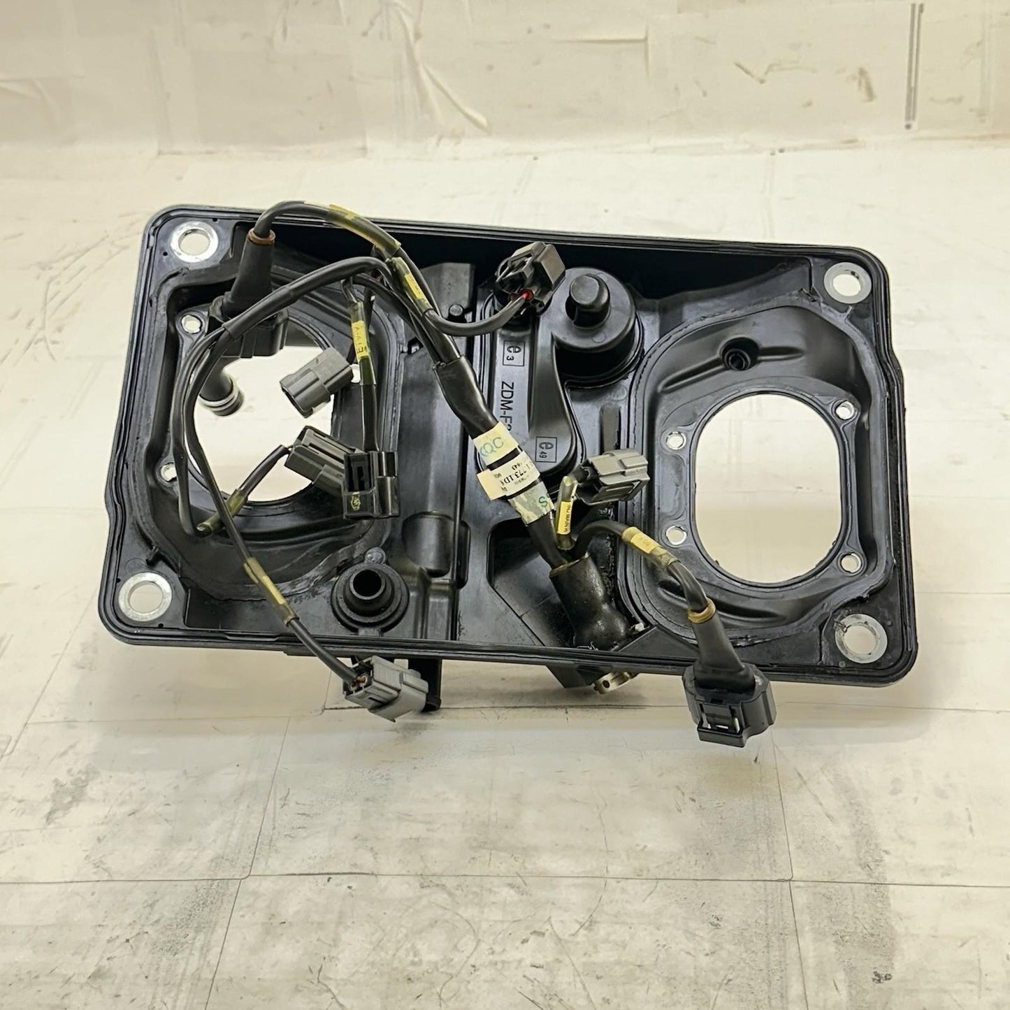 2016 - 2019 DUCATI 959 PANIGALE INJECTOR HARNESS & AIR BOX BASE THROTTLE BODY