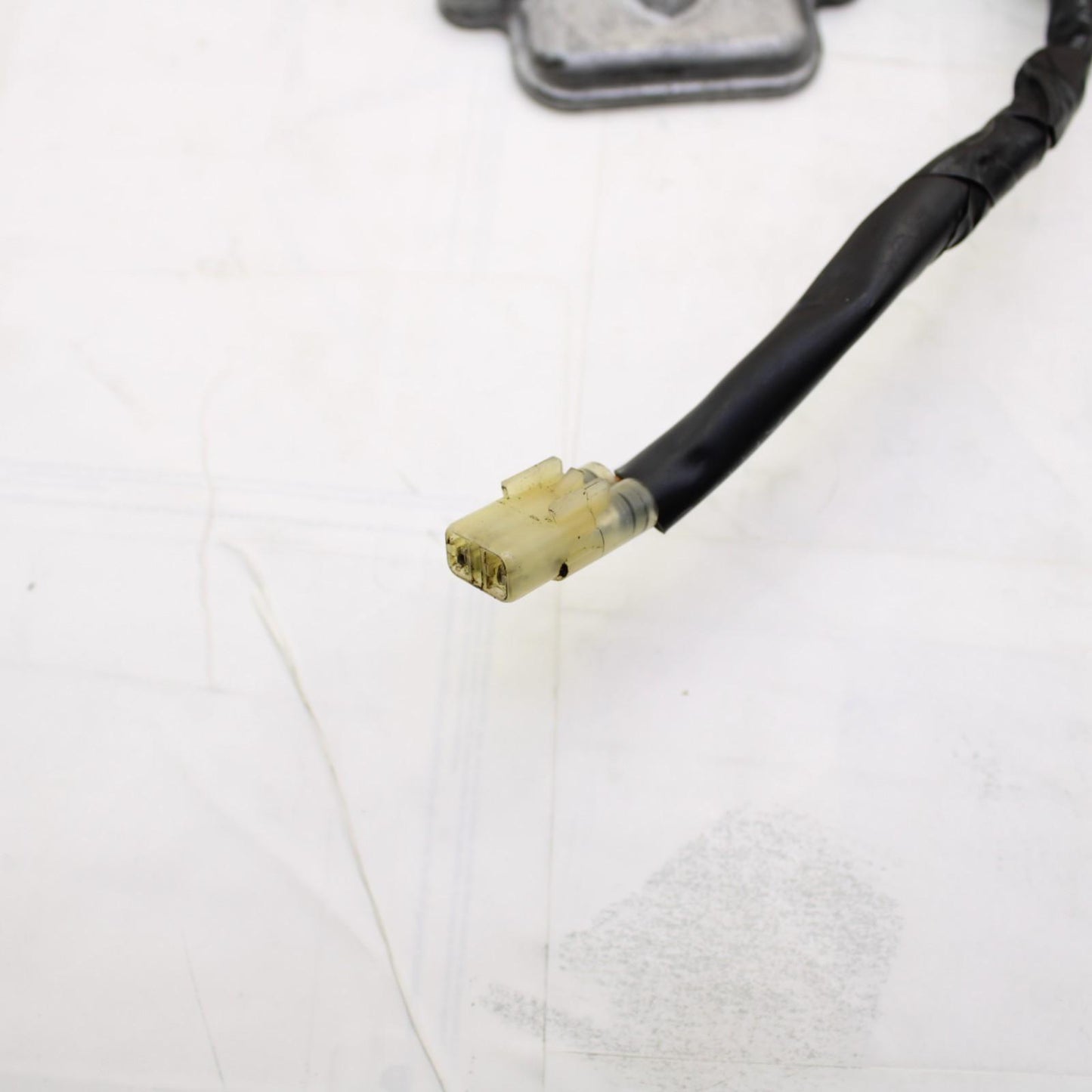 2015 - 2019 YAMAHA YZF R1 AIR SOLENOID W/ AIR INDUCTION SYSTEM ASSEMBLY