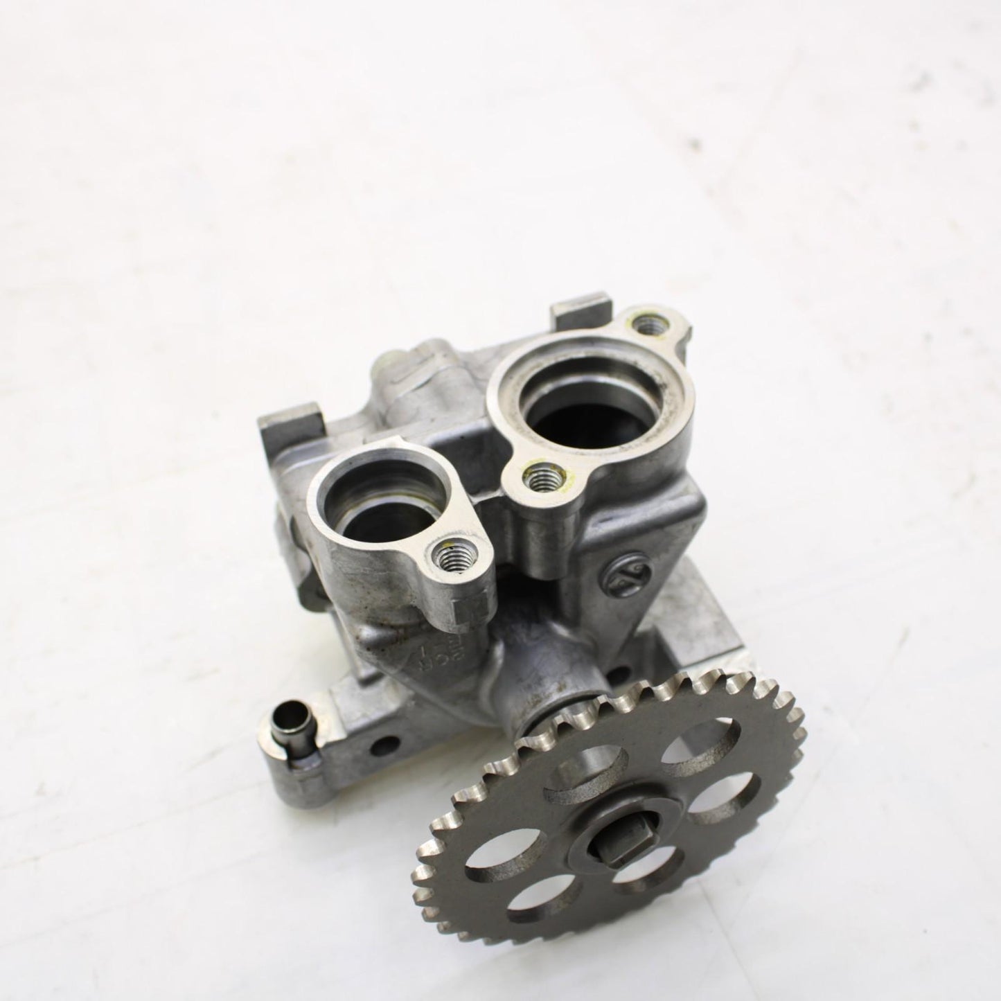 2015 - 2019 YAMAHA YZF R1 OIL PUMP ENGINE MOTOR ASSEMBLY CHAIN GEAR HARDWARE