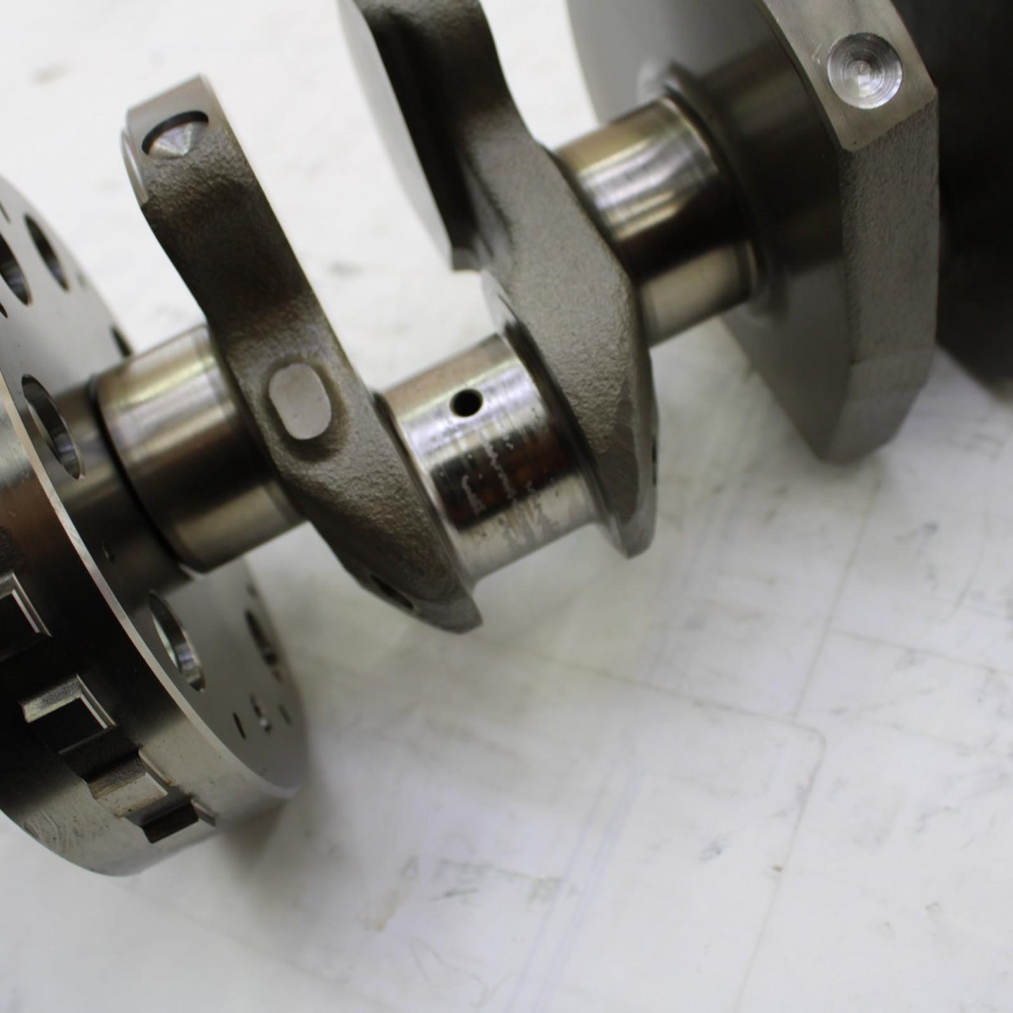 2015 - 2019 YAMAHA YZF R1 CRANKSHAFT ENGINE MOTOR CRANK SHAFT STRAIGHT SILVER