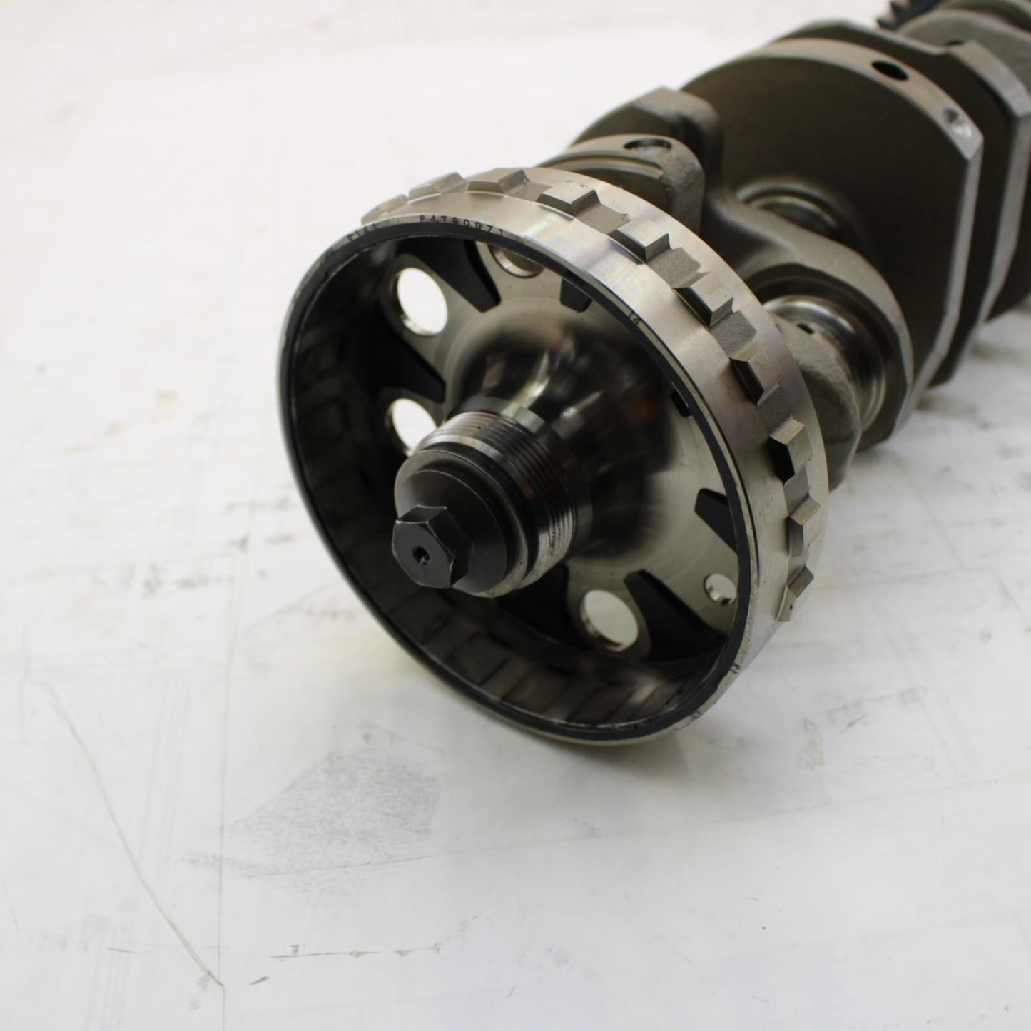 2015 - 2019 YAMAHA YZF R1 CRANKSHAFT ENGINE MOTOR CRANK SHAFT STRAIGHT SILVER