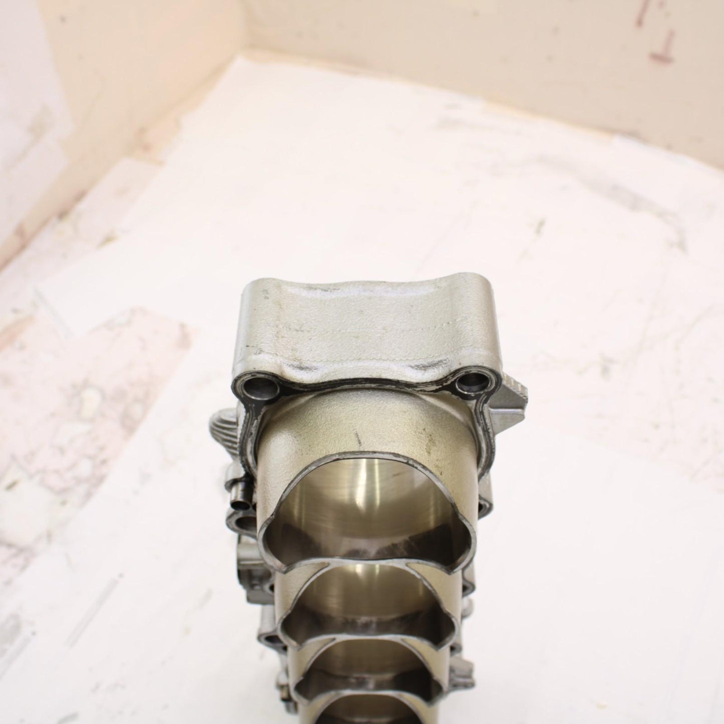 2015 - 2024 YAMAHA YZF R1 CYLINDER WALLS ENGINE MOTOR SILVER R1M R1S STOCK