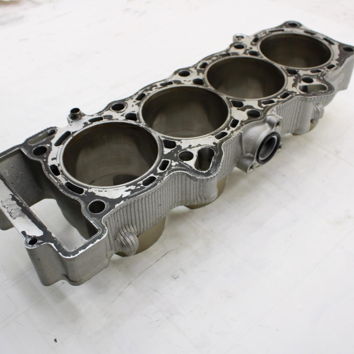 2015 - 2024 YAMAHA YZF R1 CYLINDER WALLS ENGINE MOTOR SILVER R1M R1S STOCK