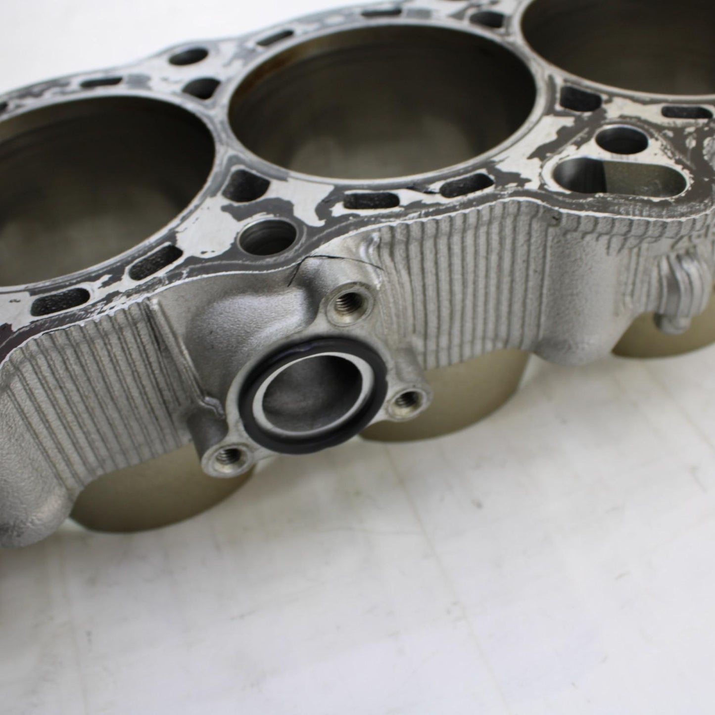 2015 - 2024 YAMAHA YZF R1 CYLINDER WALLS ENGINE MOTOR SILVER R1M R1S STOCK