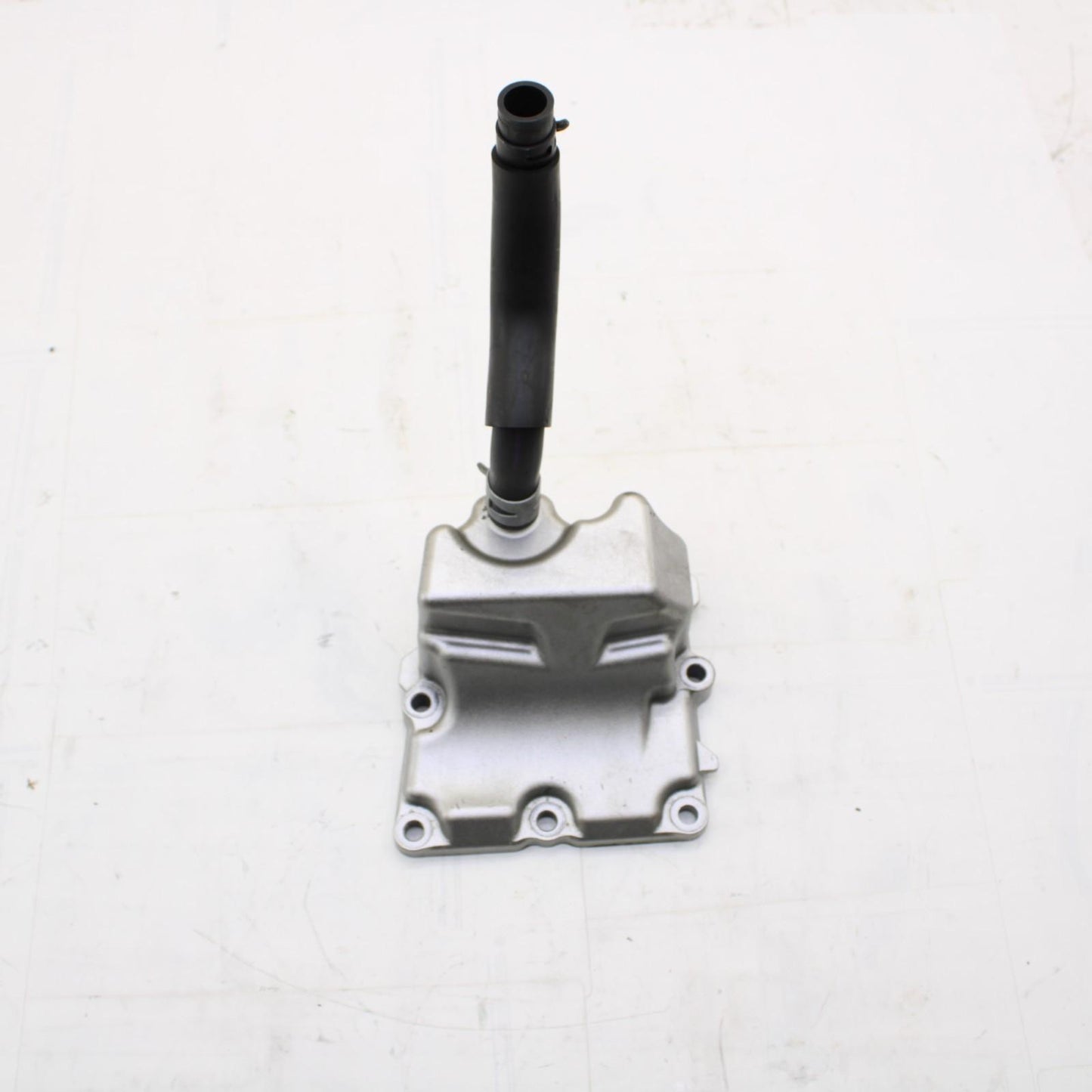 2015 - 2025 YAMAHA YZF R1 CRANKCASE VENT OIL BREATHER BOX COVER ENGINE MOTOR