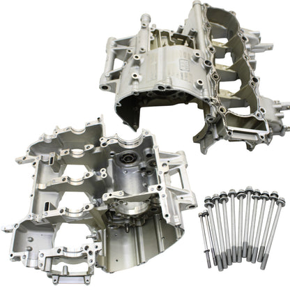 2015 - 2019 YAMAHA YZF R1 CRANKCASE ENGINE BLOCK SILVER CRANK CASE STOCK