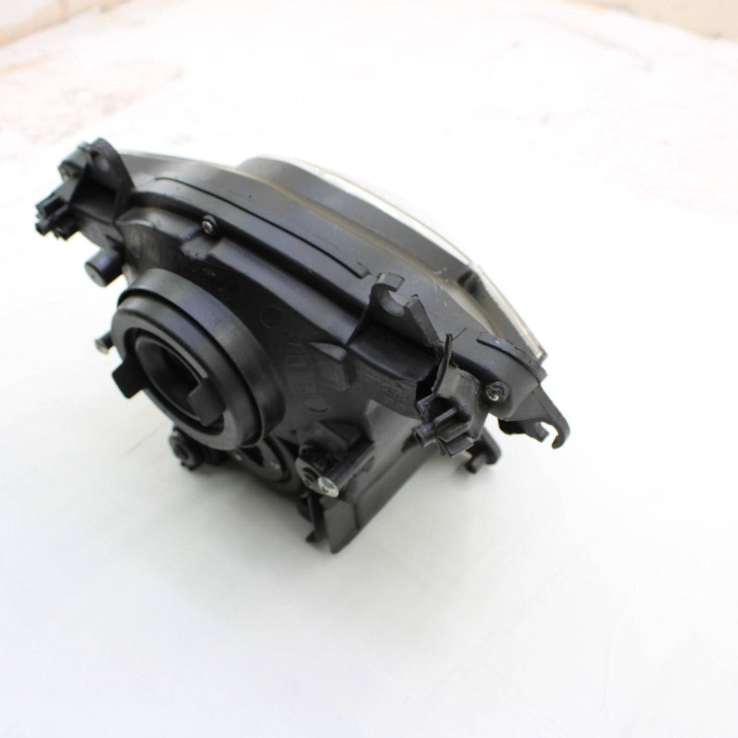 2006 2007 SUZUKI GSXR600 GSXR750 HEADLIGHT HEAD LIGHT LAMP FRONT *DAMAGED*