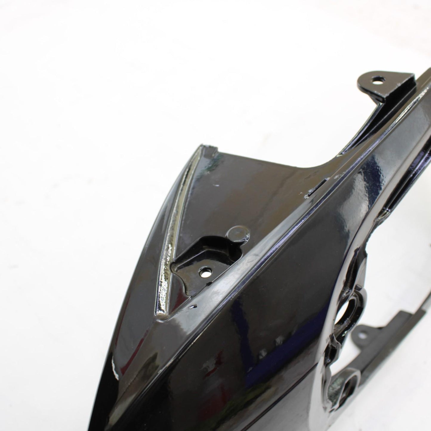 2006 2007 SUZUKI GSXR600 GSXR750 REAR TAIL FAIRING PLASTIC RED CENTER BLACK