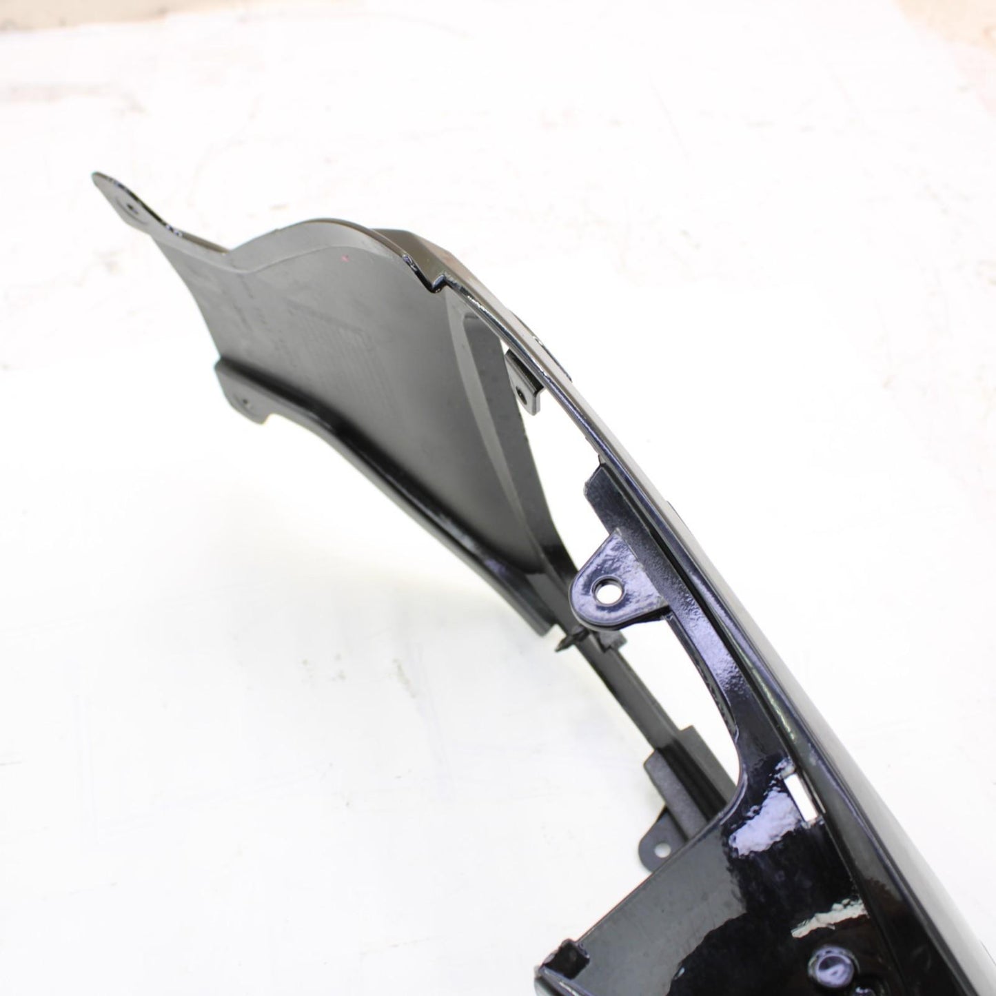 2006 2007 SUZUKI GSXR600 GSXR750 REAR TAIL FAIRING PLASTIC RED CENTER BLACK