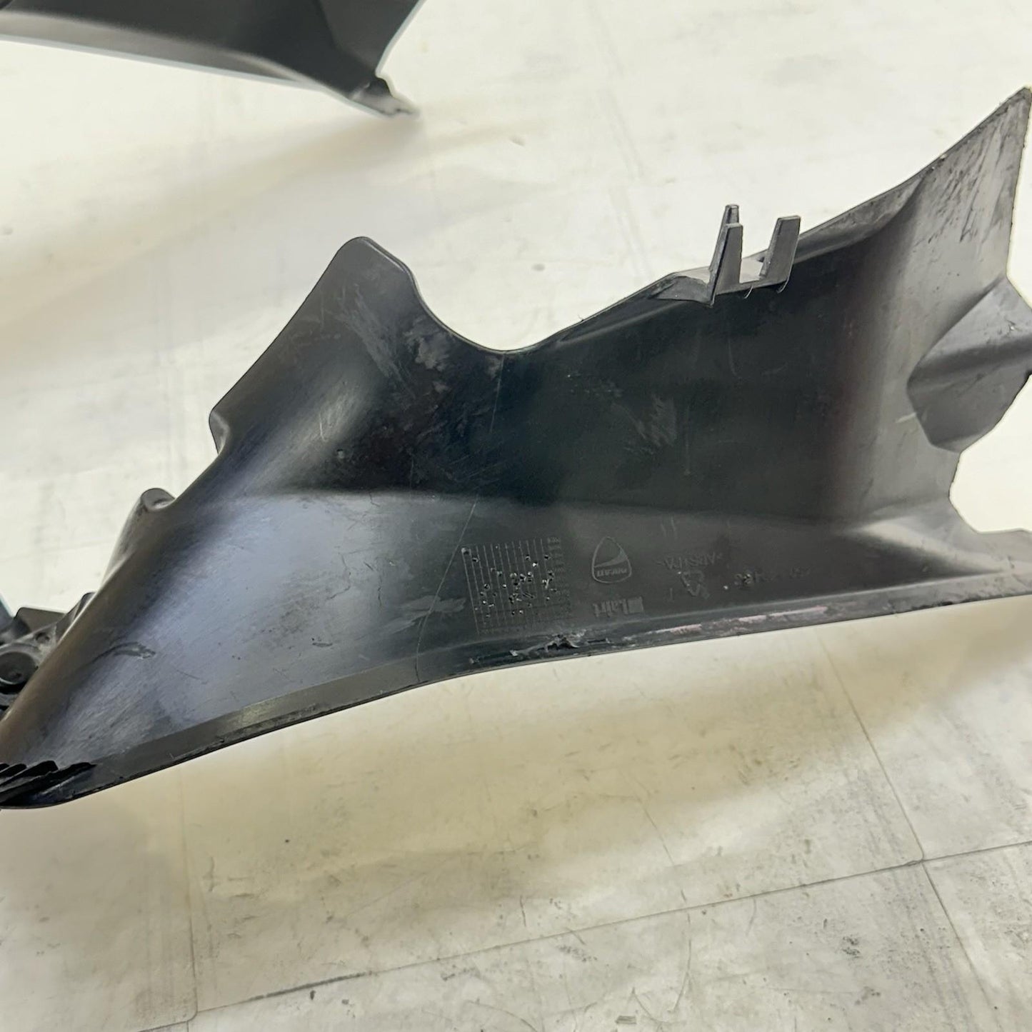 2016 - 2019 DUCATI 959 PANIGALE IGNITION SWITCH COVER FRONT DASH FAIRING COWL
