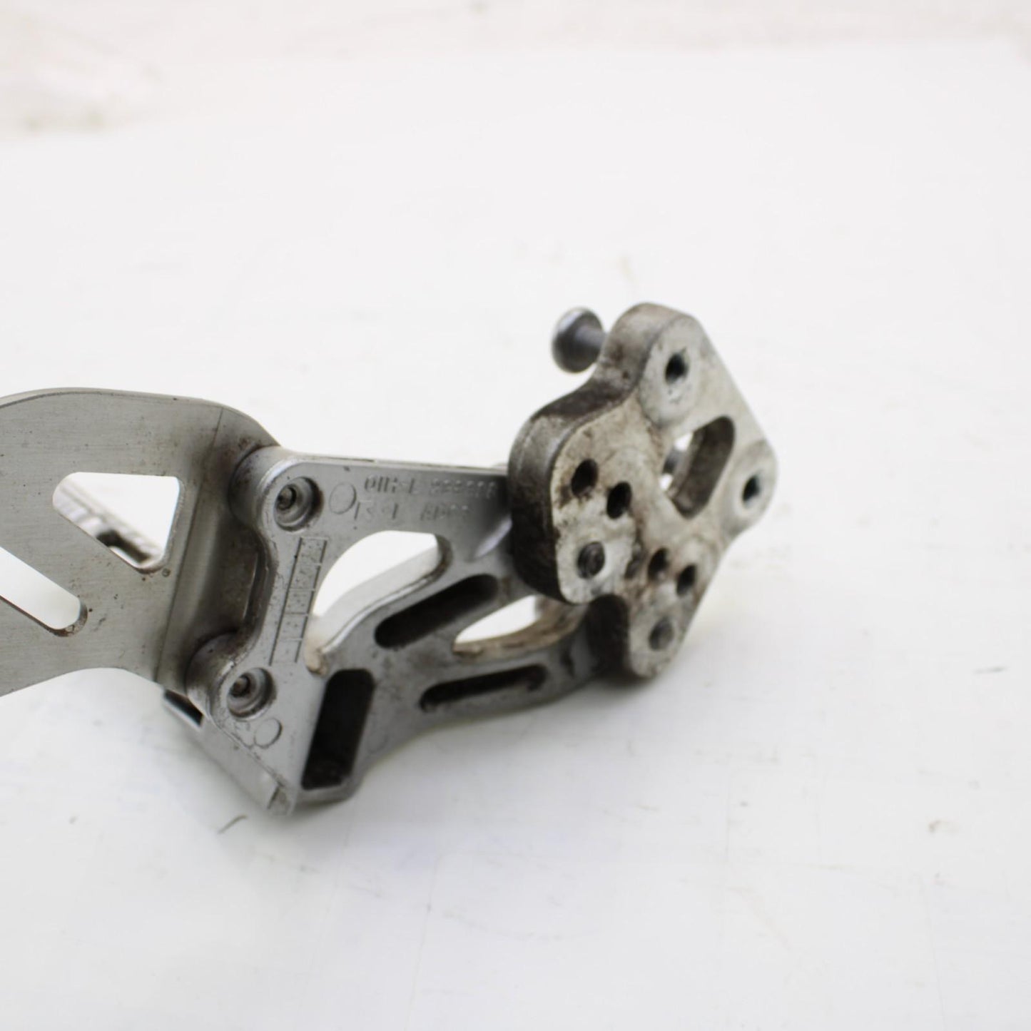 2006 2007 SUZUKI GSXR600 GSXR750 LEFT REARSET REAR SET DRIVER FOOT PEG REST OEM