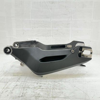 2016 - 2019 DUCATI PANIGALE 959 SWINGARM REAR SHOCK WHEEL MOUNT FRAME *SCUFFED*