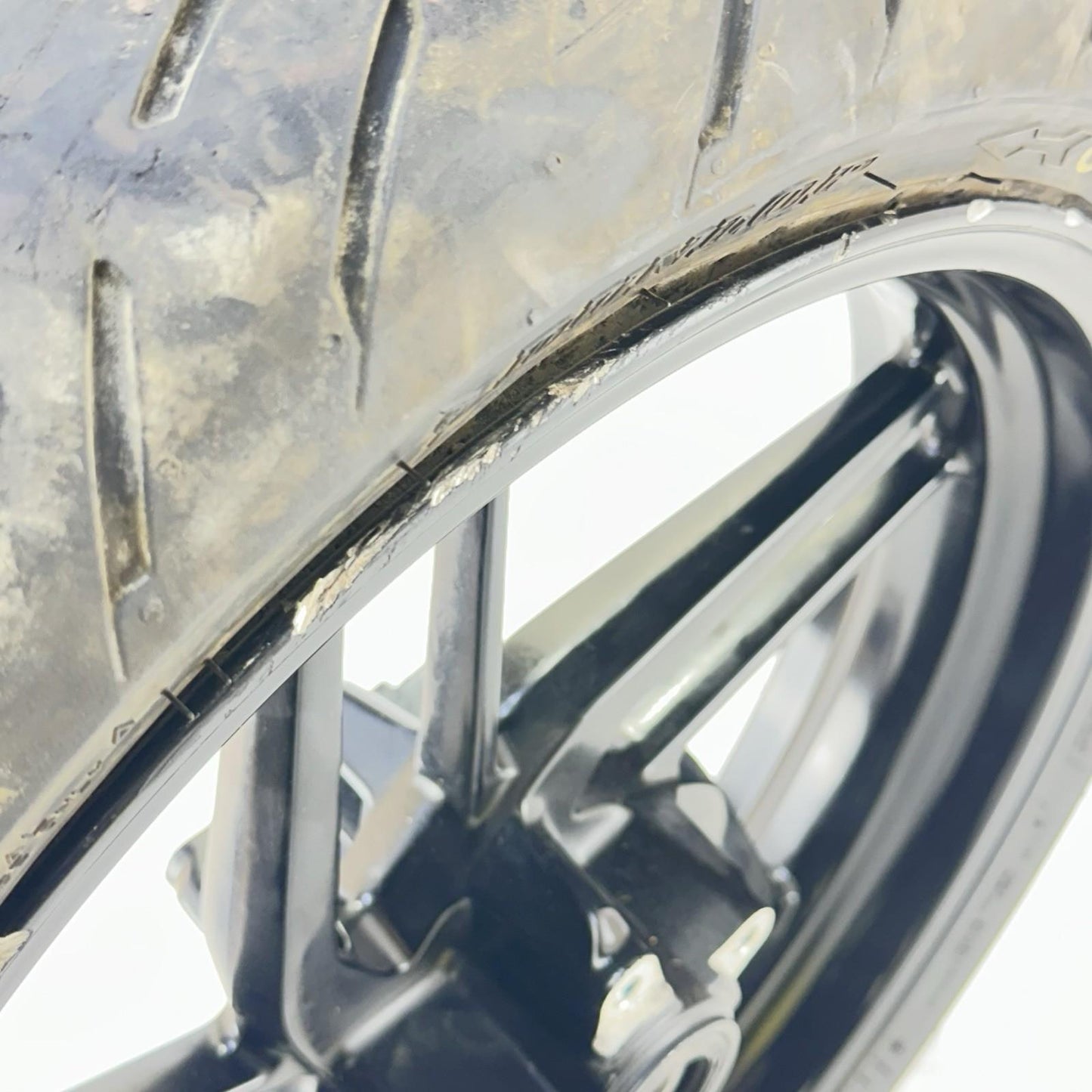 2016 - 2019 DUCATI PANIGALE 959 FRONT WHEEL RIM TIRE BLACK STOCK *DAMAGED*