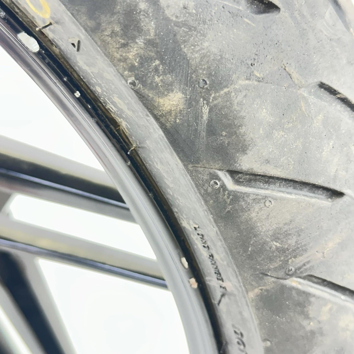 2016 - 2019 DUCATI PANIGALE 959 FRONT WHEEL RIM TIRE BLACK STOCK *DAMAGED*