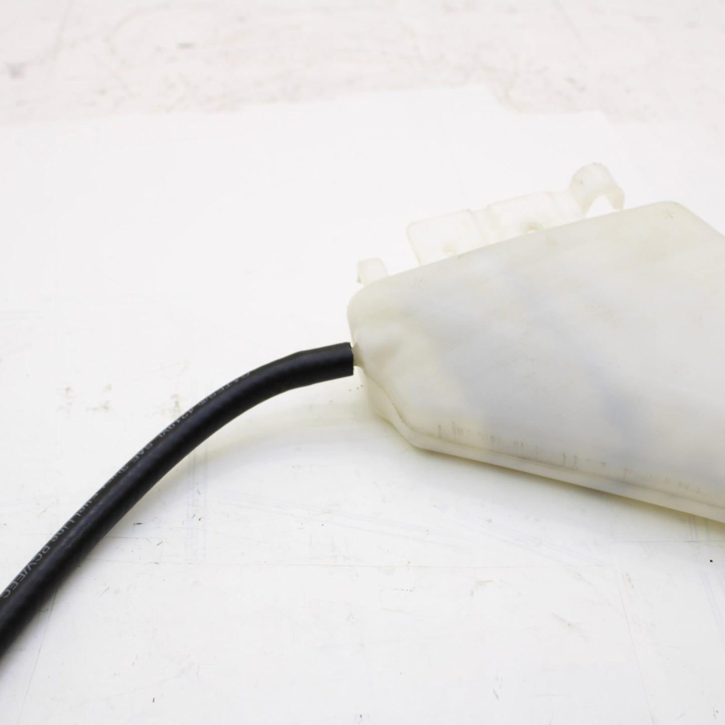 2006 2007 SUZUKI GSXR600 GSXR750 OVERFLOW TANK COOLANT RESERVOIR ENGINE MOTOR