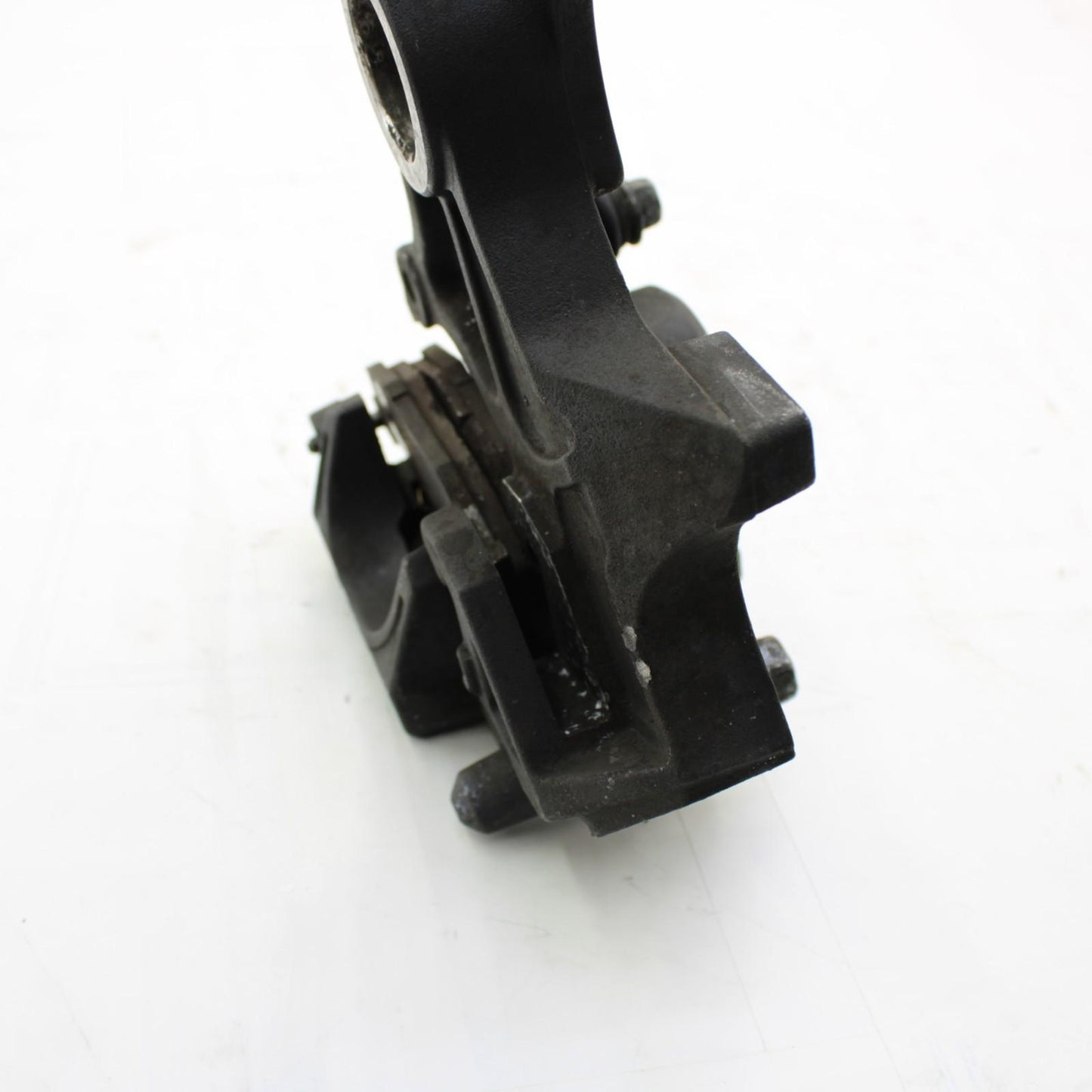 2006 2007 SUZUKI GSXR600 GSXR750 REAR BRAKE CALIPER WITH HANGER MOUNT BRACKET