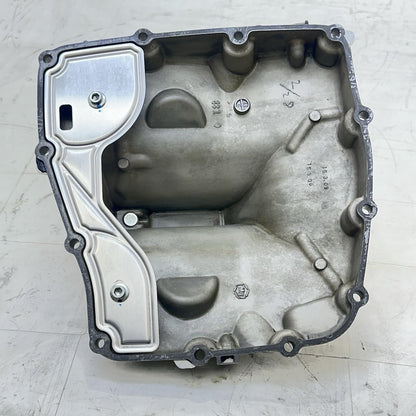 2016 - 2019 YAMAHA YZF R1 OIL PAN ENGINE BELLY MOTOR BOTTOM TRAY RESERVOIR SUMP