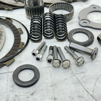 2016 - 2019 YAMAHA YZF R1 CLUTCH BASKET PLATES PRIMARY HUB COVER BOLTS STOCK