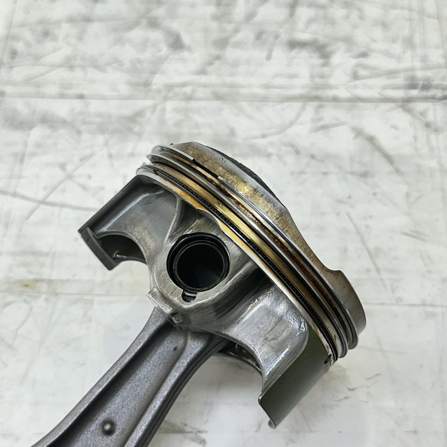 2016 - 2019 YAMAHA YZF R1 PISTONS CONNECTING RODS ENGINE MOTOR SET STOCK