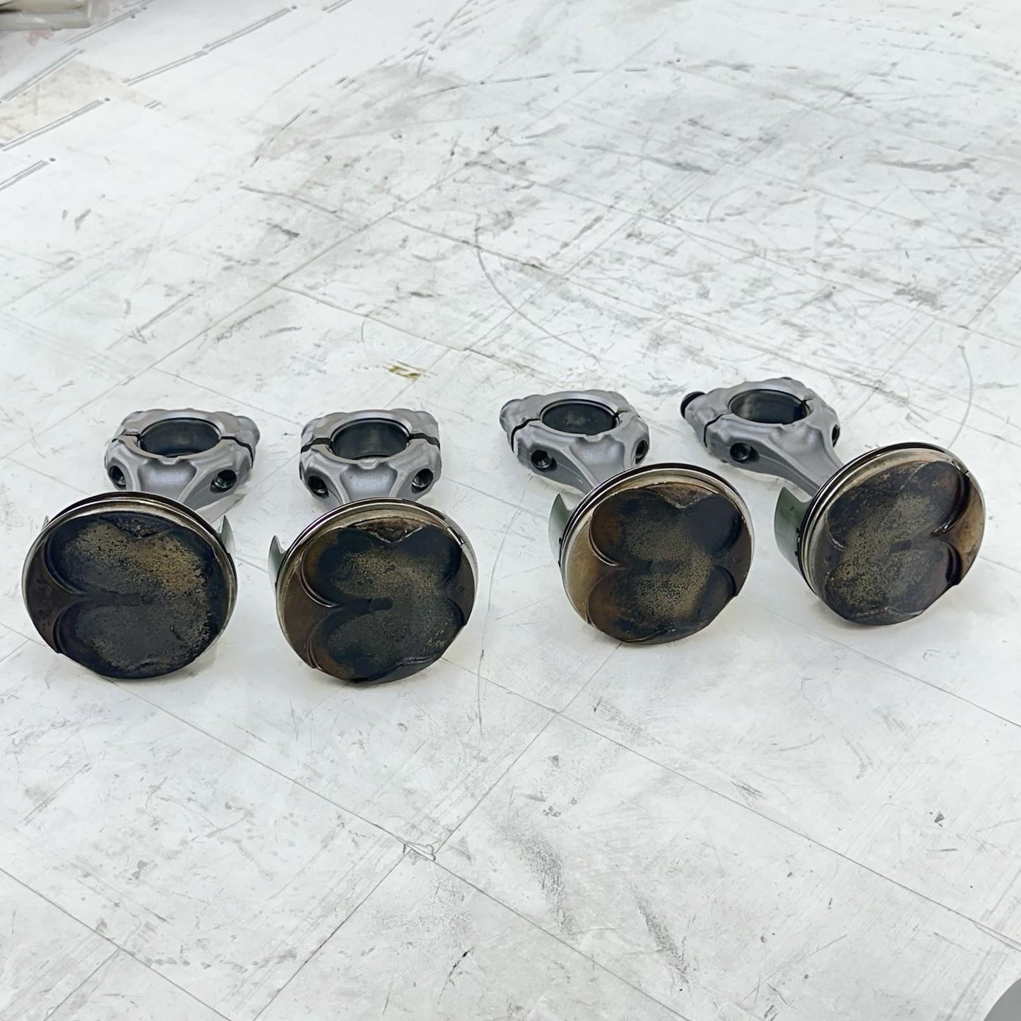 2016 - 2019 YAMAHA YZF R1 PISTONS CONNECTING RODS ENGINE MOTOR SET STOCK