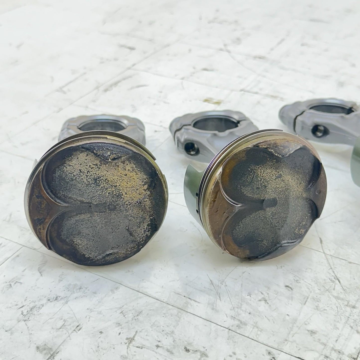 2016 - 2019 YAMAHA YZF R1 PISTONS CONNECTING RODS ENGINE MOTOR SET STOCK
