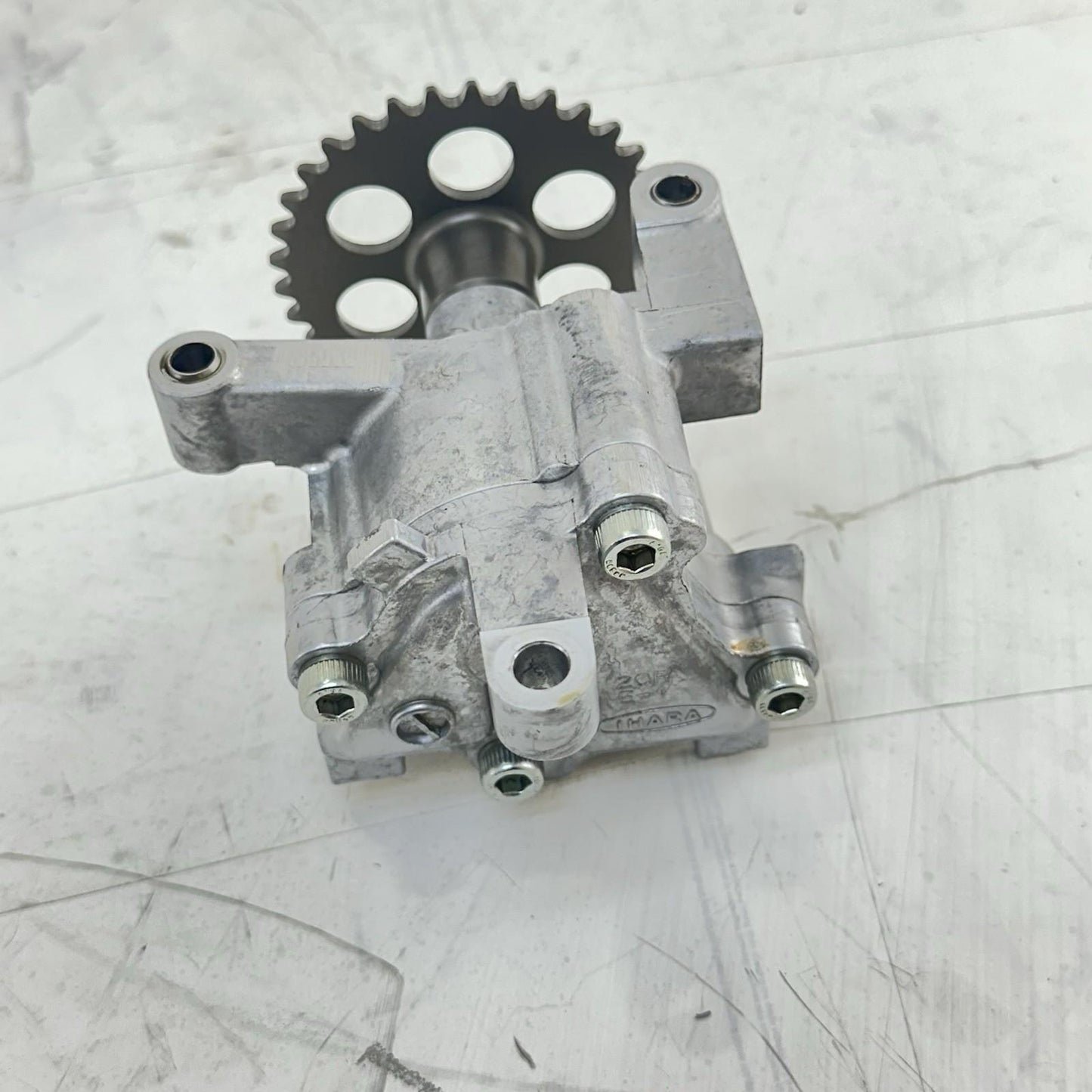 2016 - 2019 YAMAHA YZF R1 OIL PUMP ASSEMBLY ENGINE MOTOR CHAIN GEAR BOLTS STOCK