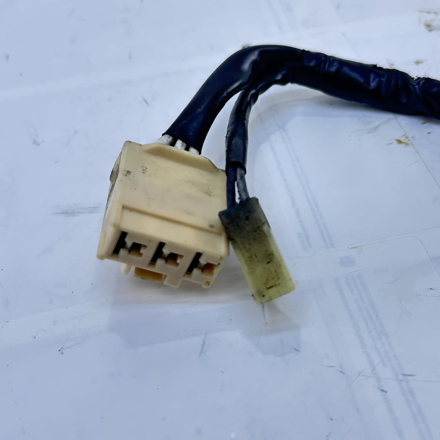 2016 - 2019 YAMAHA YZF R1 STATOR MAGNETO ALTERNATOR GENERATOR ENGINE MOTOR