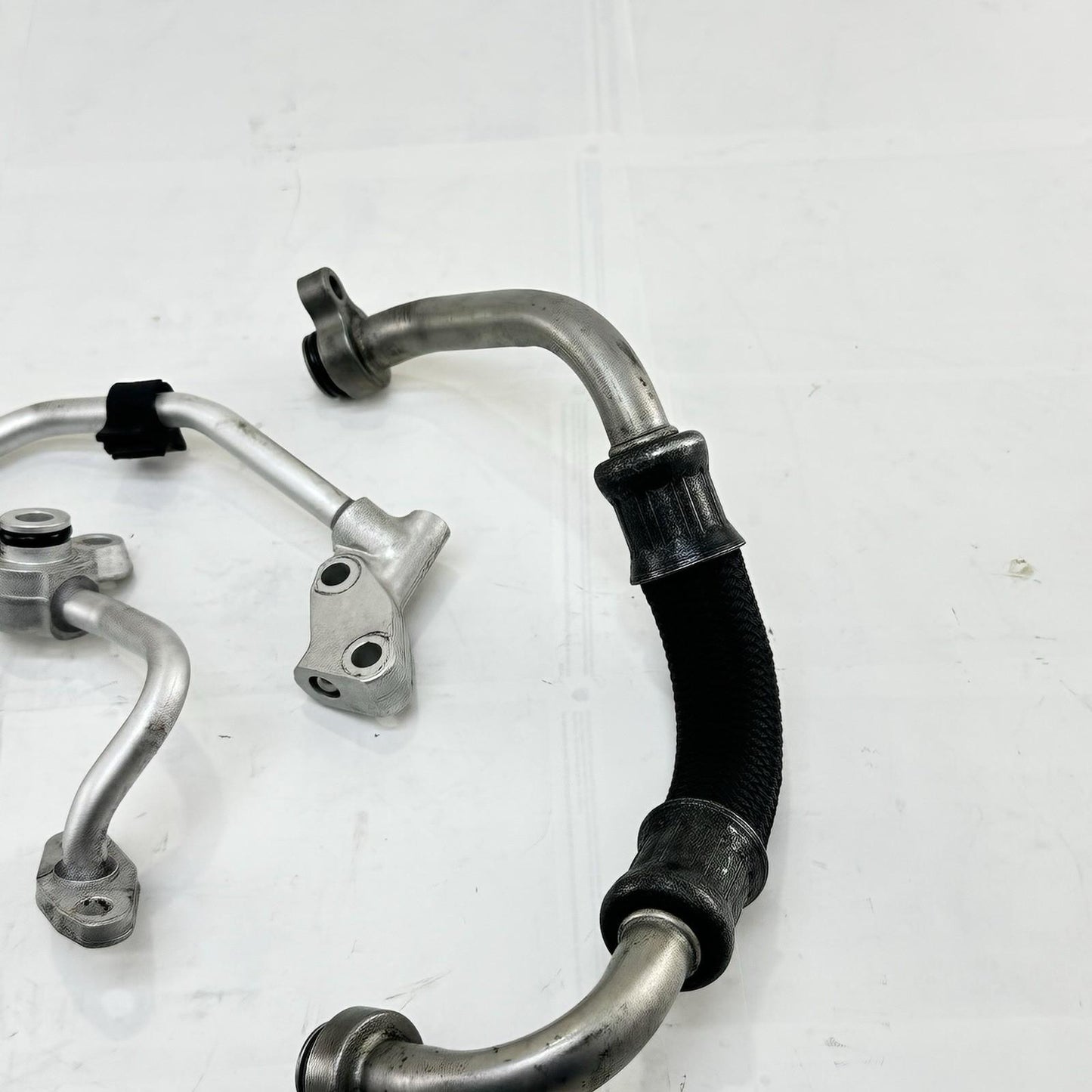 2016 - 2019 YAMAHA YZF R1 OIL COOLER LINES RADIATOR PIPES HOSES ENGINE MOTOR SET