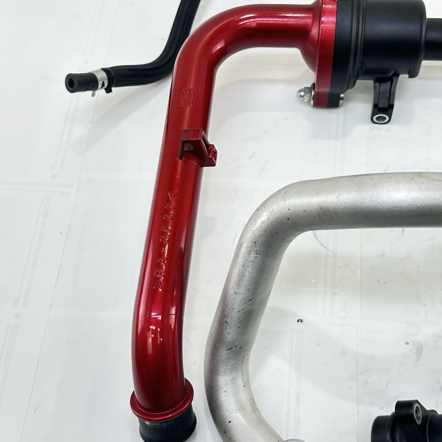 2016 - 2019 YAMAHA YZF R1 WATER PUMP HOSES COOLANT LINES PIPES ENGINE MOTOR SET