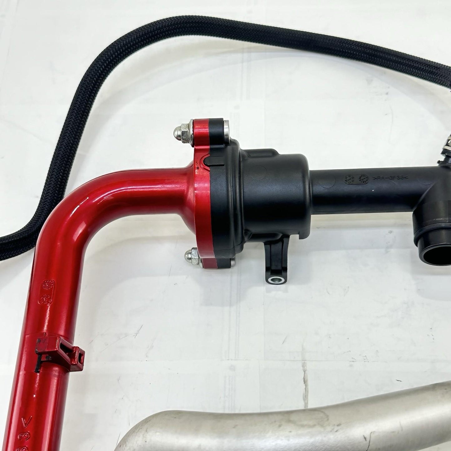 2016 - 2019 YAMAHA YZF R1 WATER PUMP HOSES COOLANT LINES PIPES ENGINE MOTOR SET