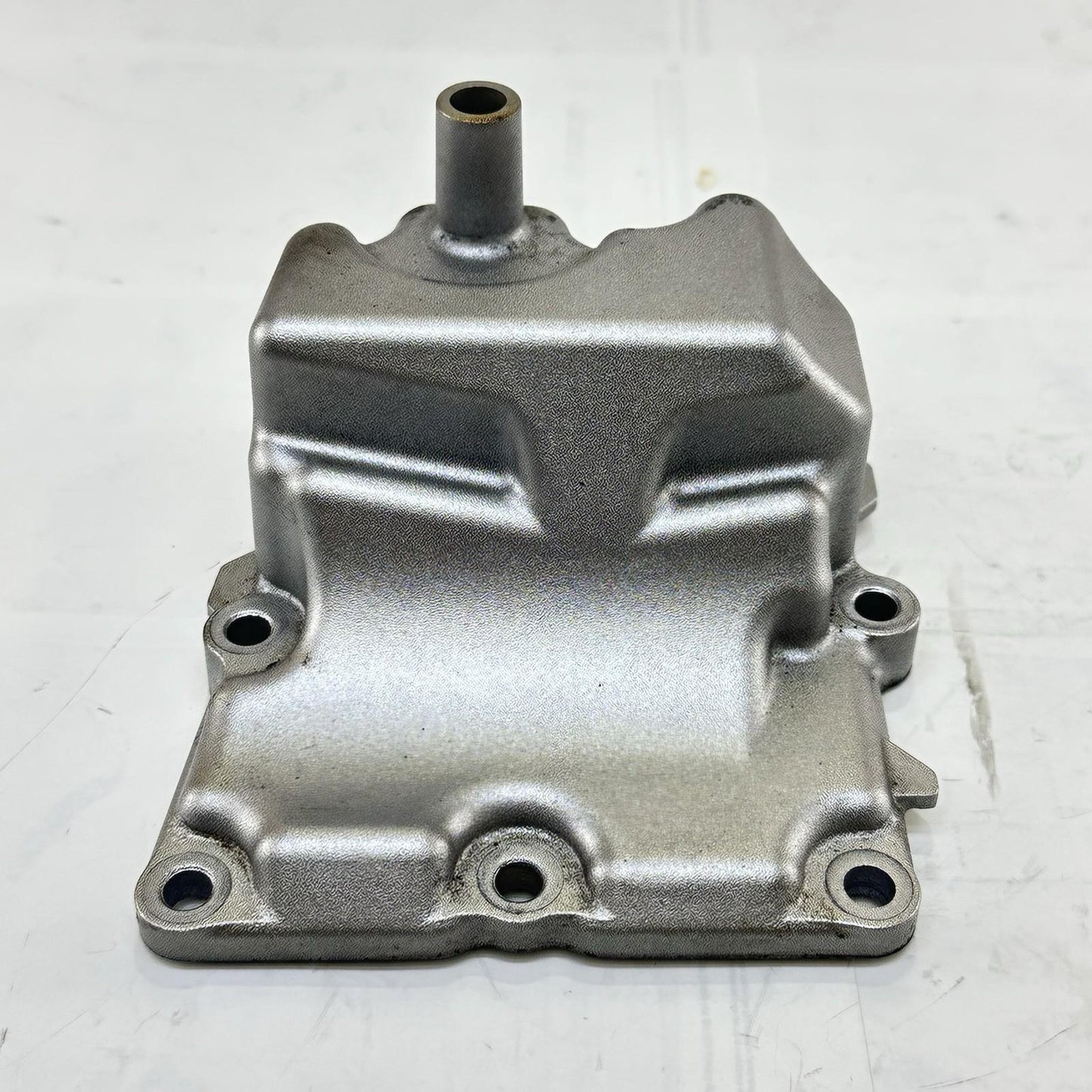 2016 - 2019 YAMAHA YZF R1 ENGINE OIL BREATHER CRANKCASE VENT BOX BOLTS STOCK