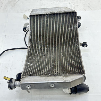 2016 - 2019 YAMAHA YZF R1 RADIATOR FANS ENGINE COOLER MOTOR COOLING ASSEMBLY