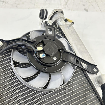 2016 - 2019 YAMAHA YZF R1 RADIATOR FANS ENGINE COOLER MOTOR COOLING ASSEMBLY