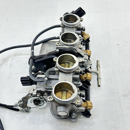 2016 - 2019 YAMAHA YZF R1 THROTTLE BODY MAIN FUEL INJECTOR RAILING STOCK