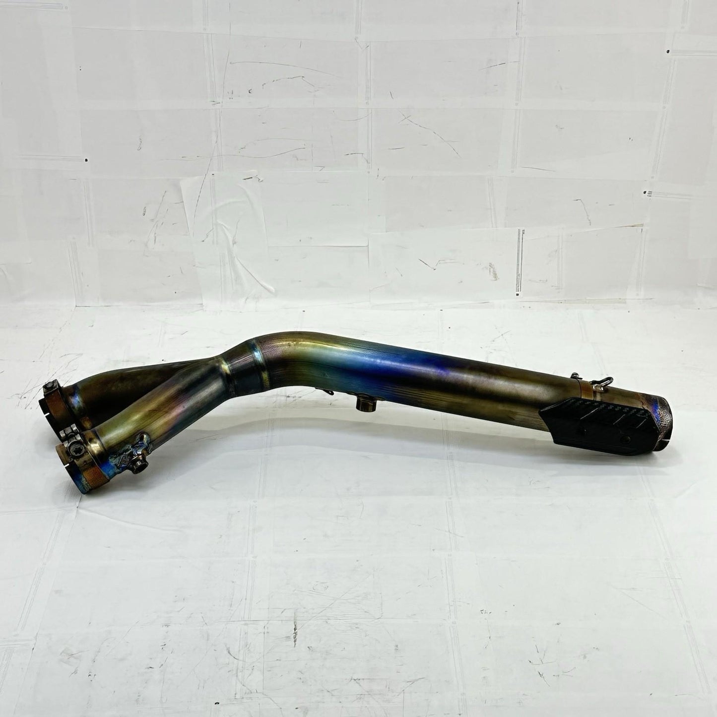 2016 - 2019 YAMAHA YZF R1 EXHAUST MUFFLER MID PIPE MIDDLE TAIL BACK
