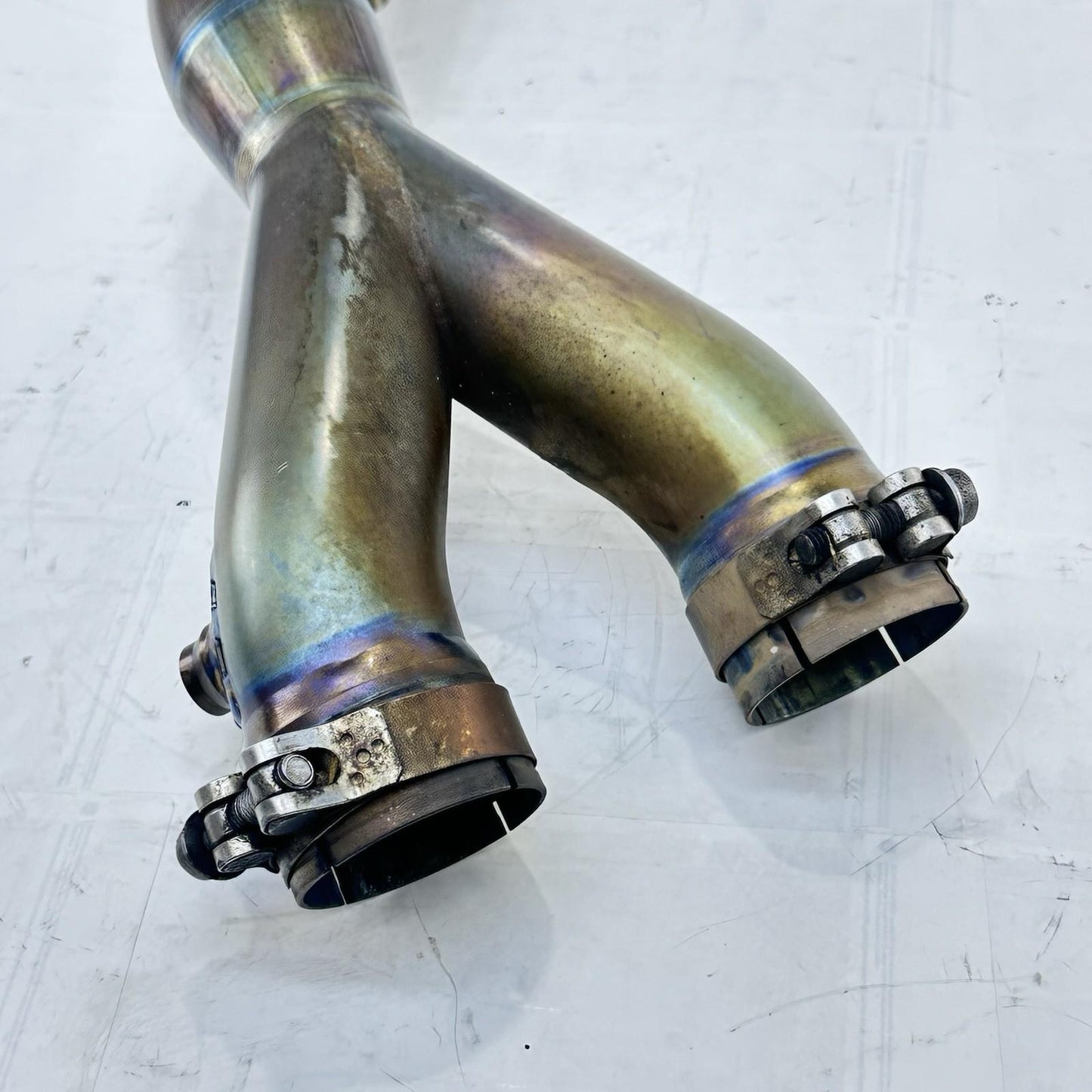 2016 - 2019 YAMAHA YZF R1 EXHAUST MUFFLER MID PIPE MIDDLE TAIL BACK
