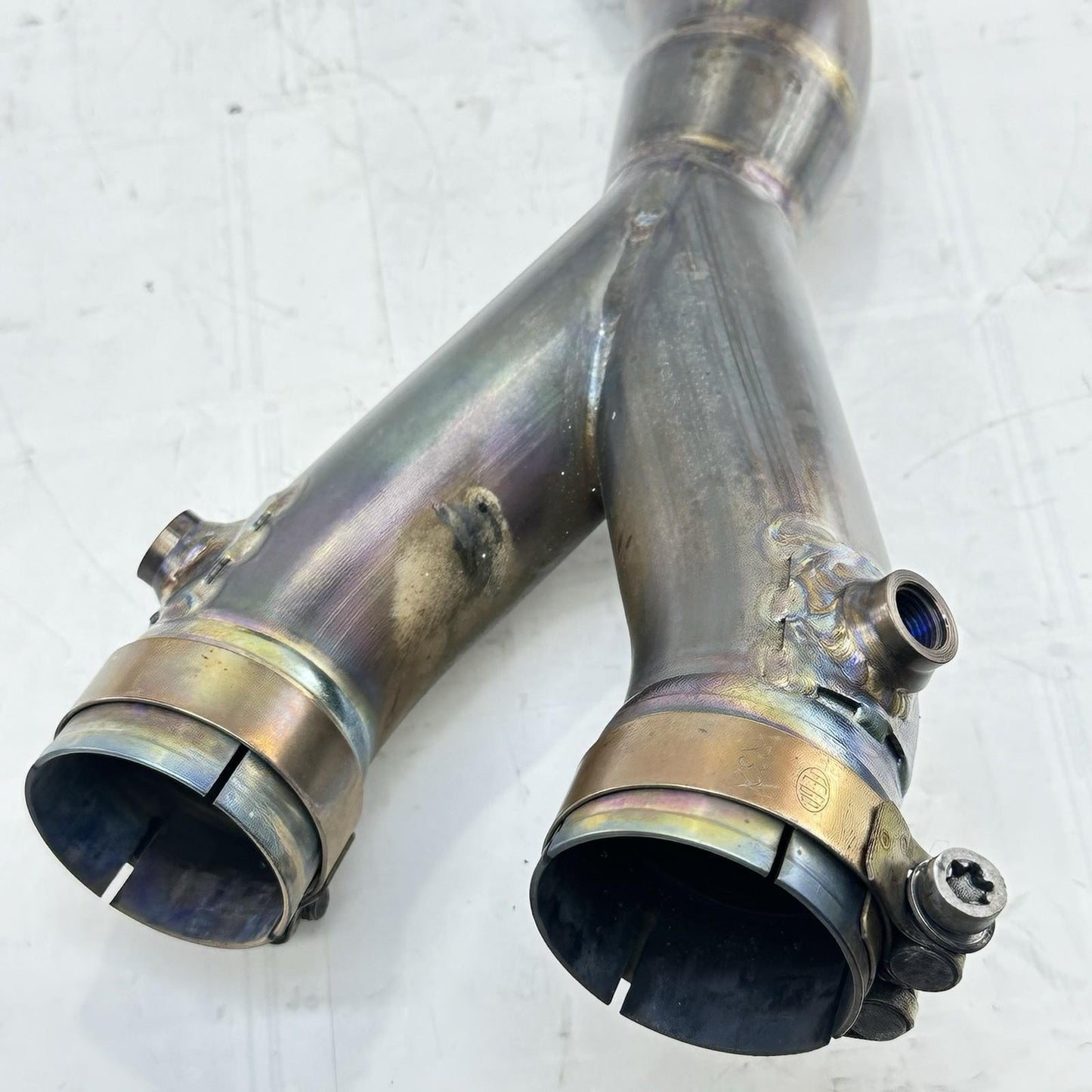 2016 - 2019 YAMAHA YZF R1 EXHAUST MUFFLER MID PIPE MIDDLE TAIL BACK