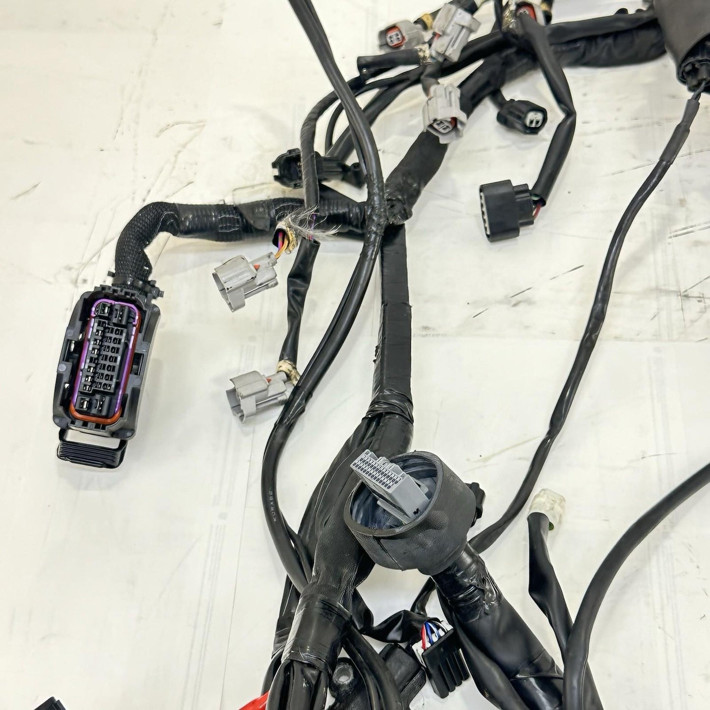 2016 - 2019 YAMAHA YZF R1 MAIN WIRING HARNESS ENGINE MOTOR WIRE LOOM STOCK
