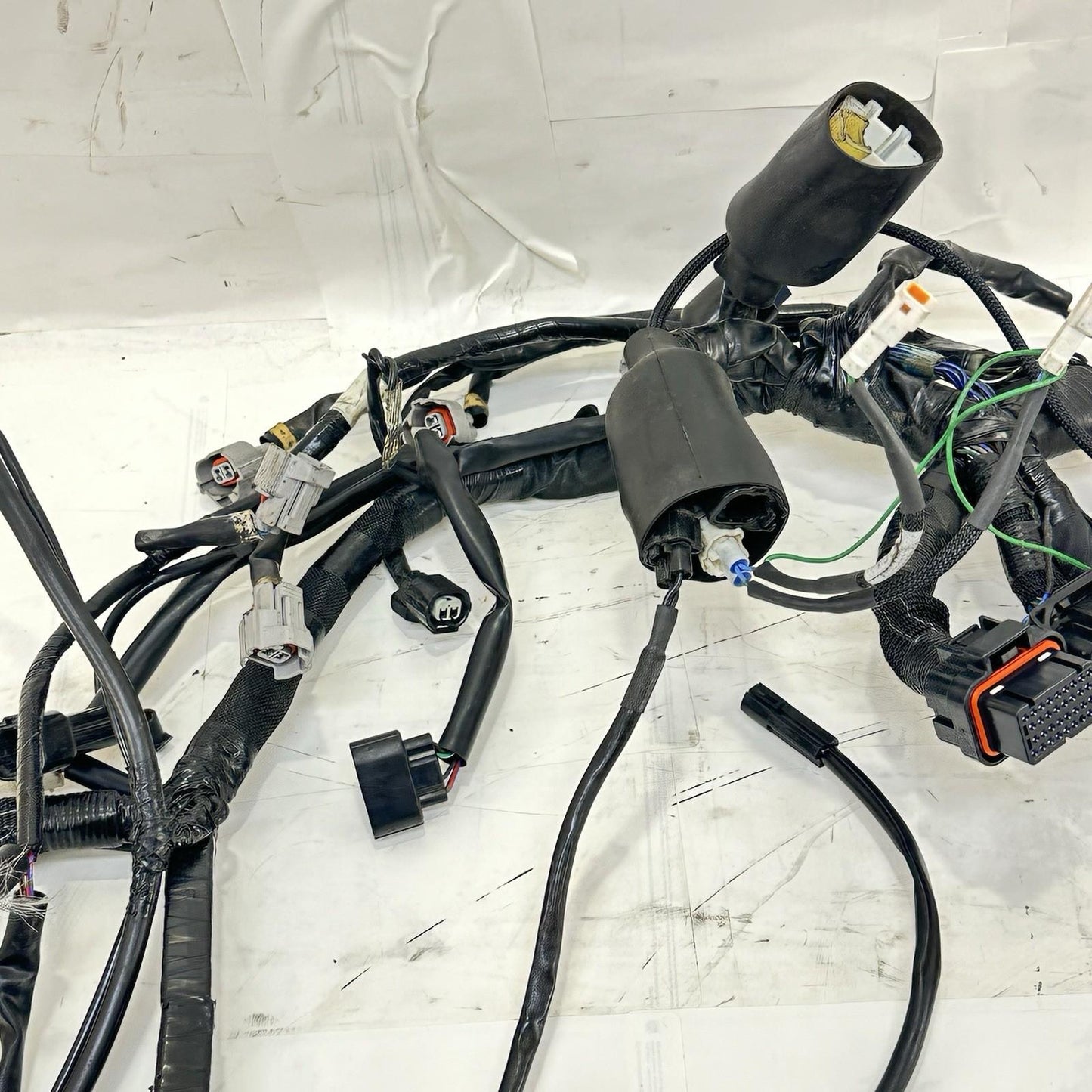 2016 - 2019 YAMAHA YZF R1 MAIN WIRING HARNESS ENGINE MOTOR WIRE LOOM STOCK