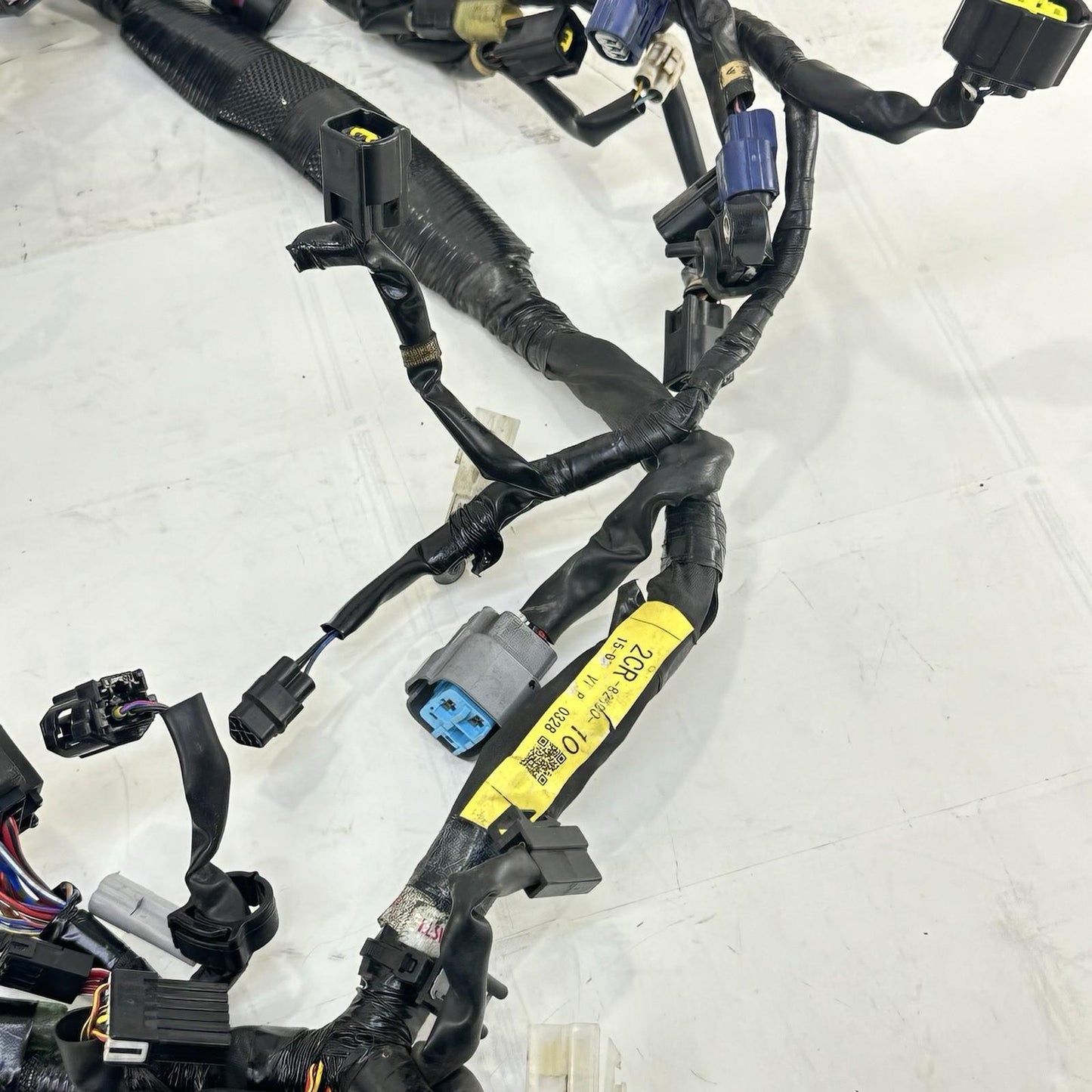 2016 - 2019 YAMAHA YZF R1 MAIN WIRING HARNESS ENGINE MOTOR WIRE LOOM STOCK
