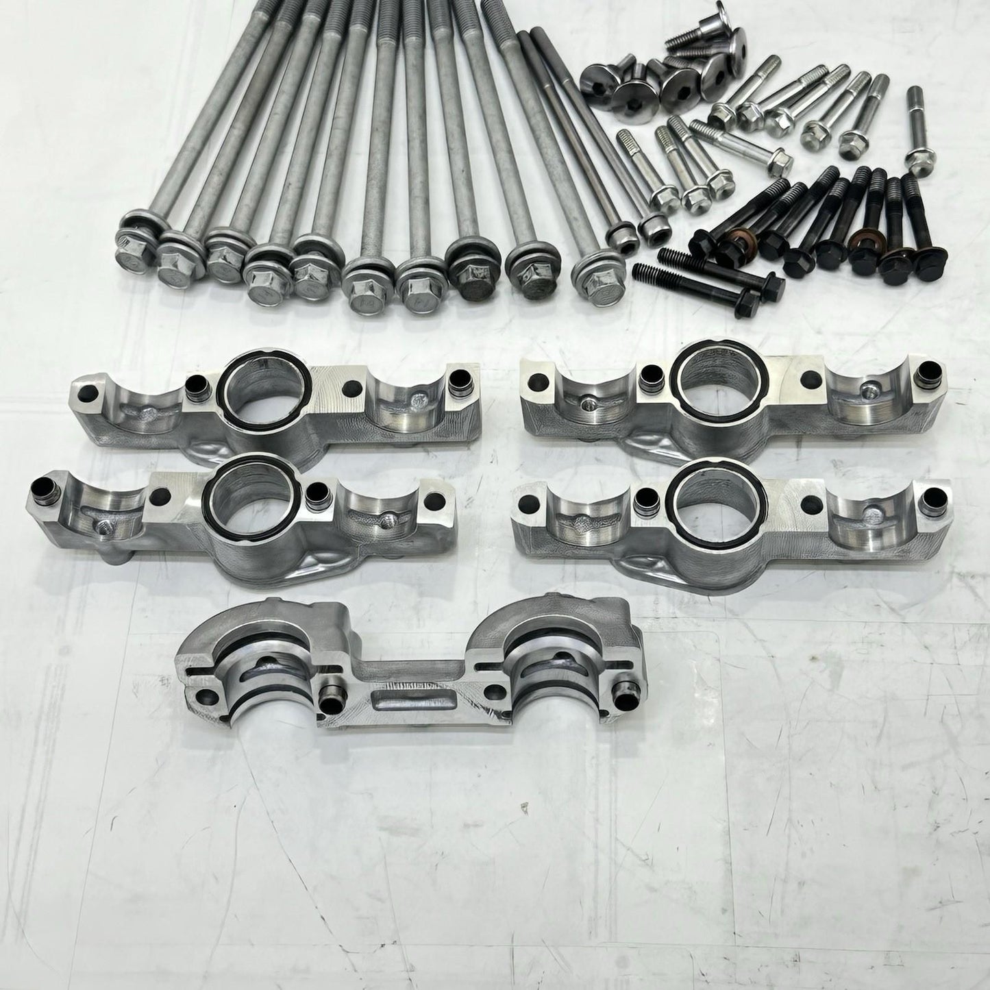 2016 - 2019 YAMAHA YZF R1 CYLINDER HEAD CAM SHAFT TOP ENGINE SET COVER BOLTS