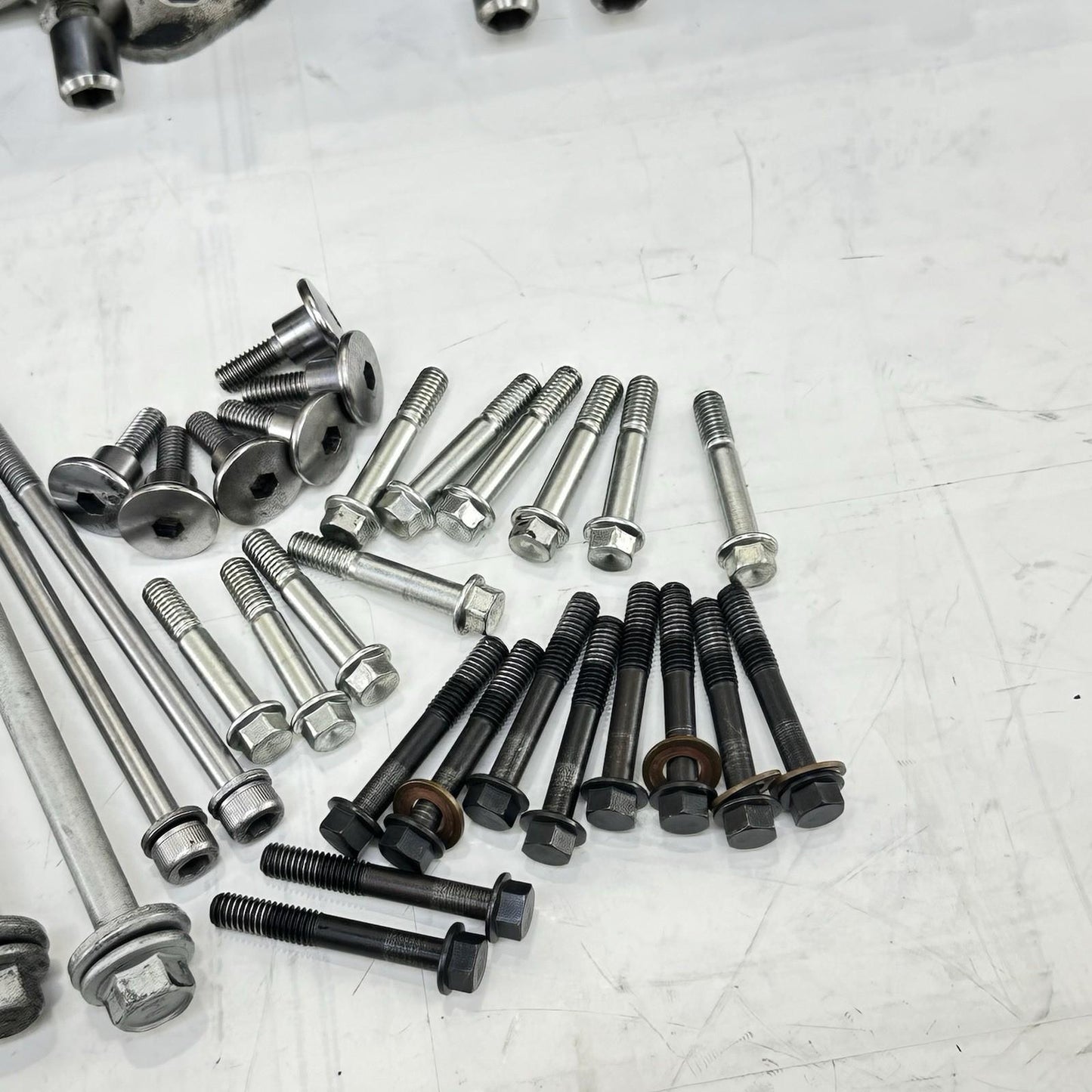 2016 - 2019 YAMAHA YZF R1 CYLINDER HEAD CAM SHAFT TOP ENGINE SET COVER BOLTS