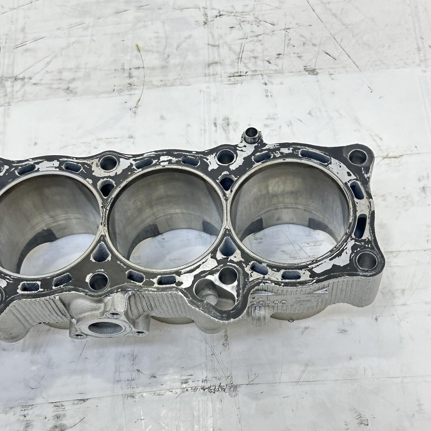 2016 - 2019 YAMAHA YZF R1 CYLINDER JUG ENGINE MOTOR PISTON WALLS STOCK