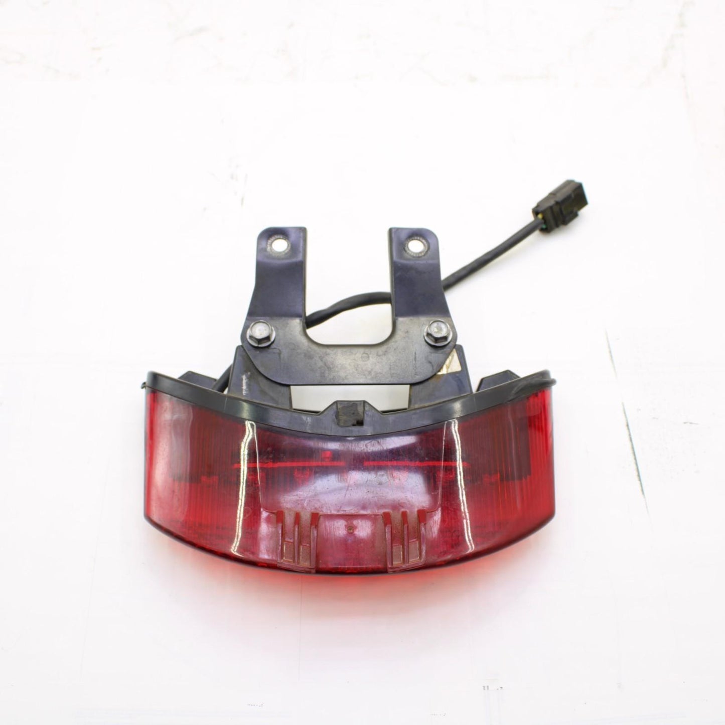 2009 - 2012 TRIUMPH DAYTONA 675 TAIL TAILLIGHT REAR BACK BRAKE LIGHT RED STOCK